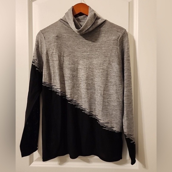 Maxsport Sweaters - NWT Maxsport Funnelneck Wool Blend Sweater - Size M